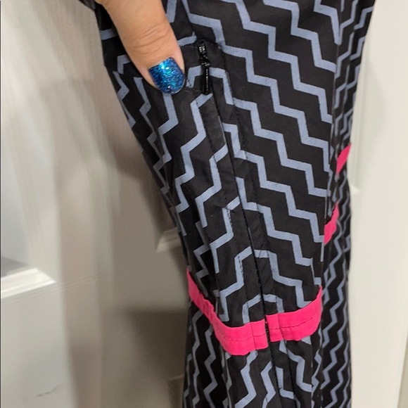 Zigzag eShakti sleeveless a-line Dress w/pockets - Picture 5 of 8